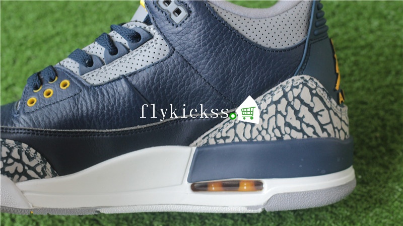 jordan 3 retro michigan pe